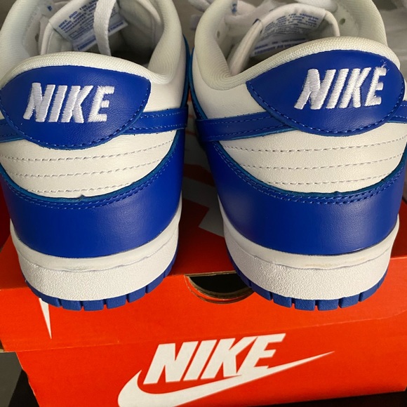 Nike Dunk Low SP Kentucky 2020 - Picture 7 of 13